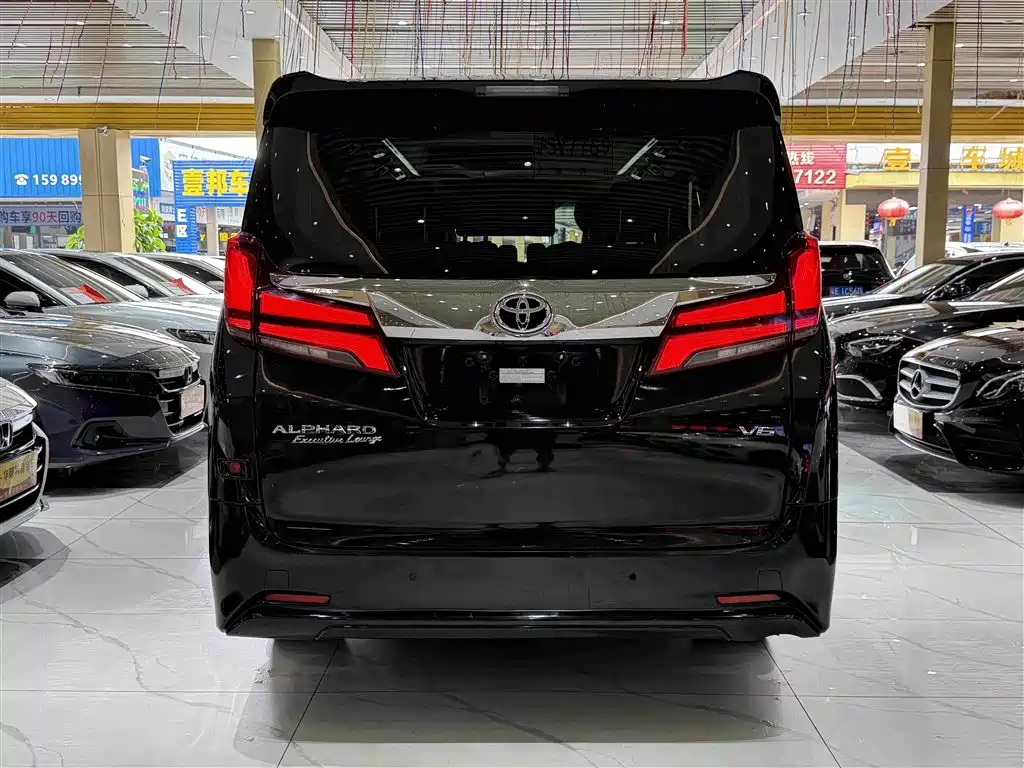 Toyota Alphard Facelift 3.5L Premium Edition, фото 5