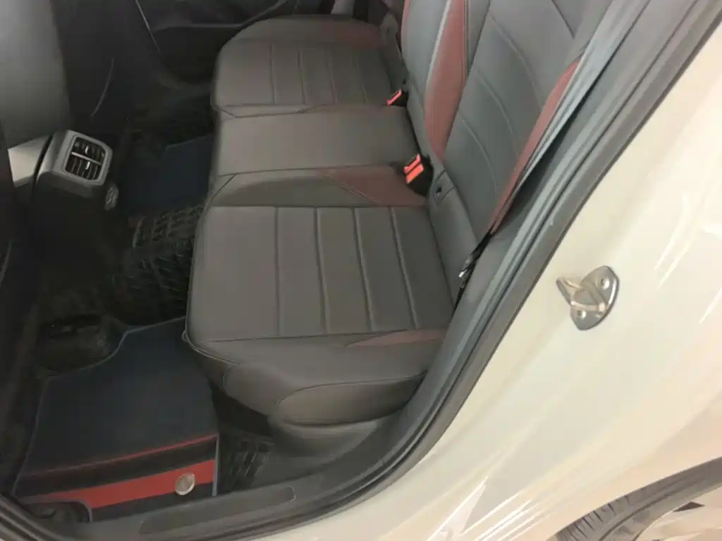 Volkswagen Bora — миниатюра 17