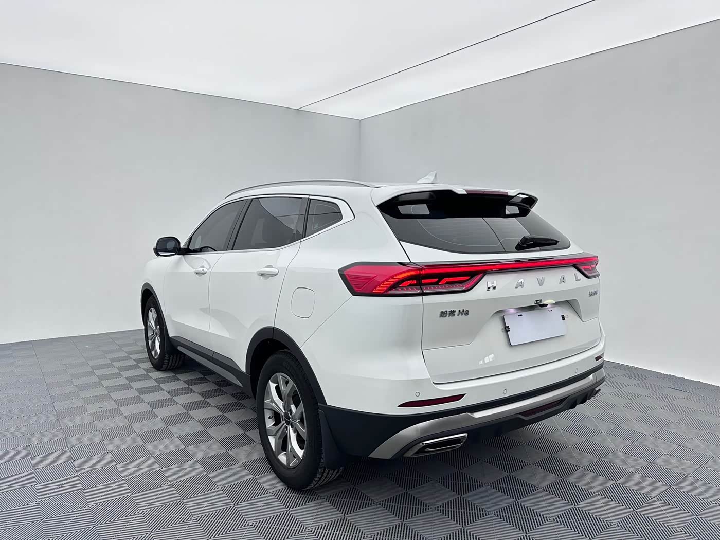 Haval Haval H6 1.5 л 2023 г. Белый, пробег 12000 км