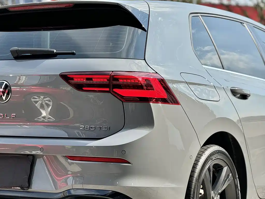 Volkswagen Golf — миниатюра 8