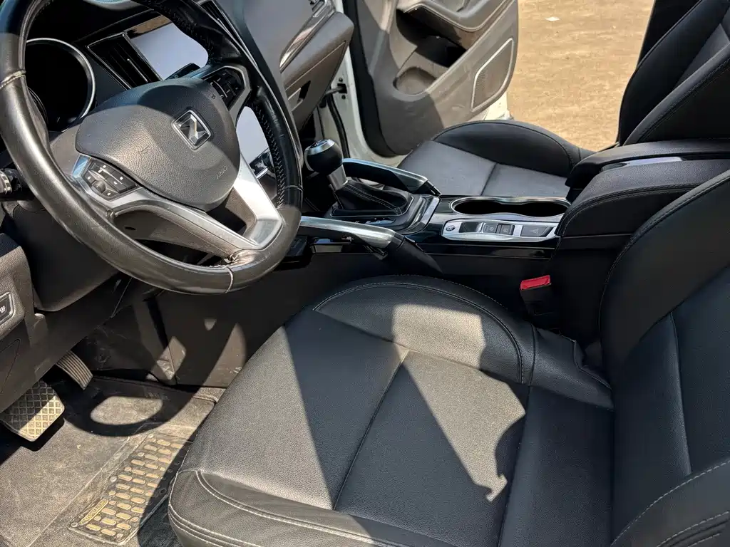Zotye Zotye SR7 — миниатюра 7