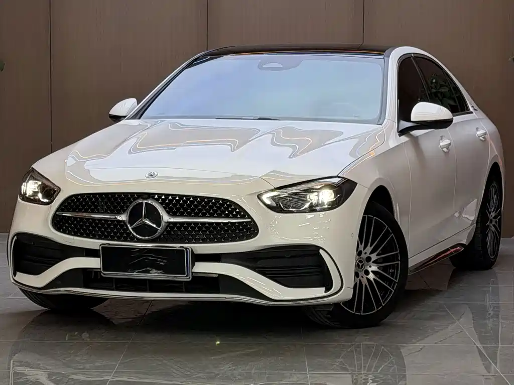 Mercedes-Benz C-Class — миниатюра 2