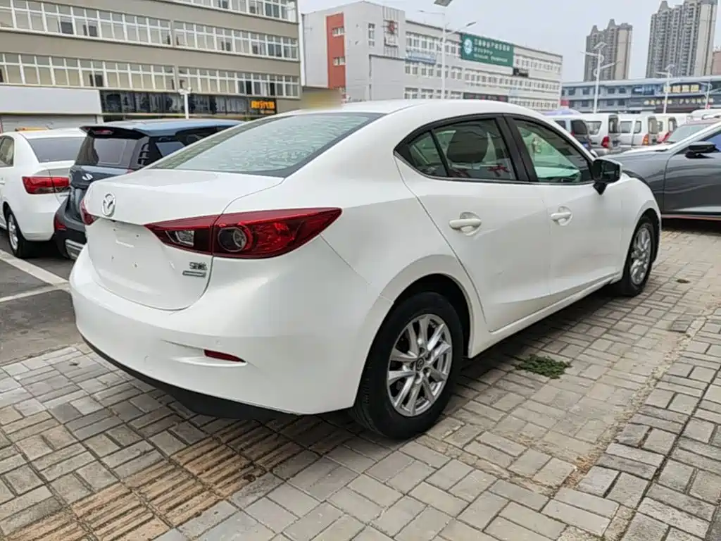 Mazda 3 Axela — миниатюра 7