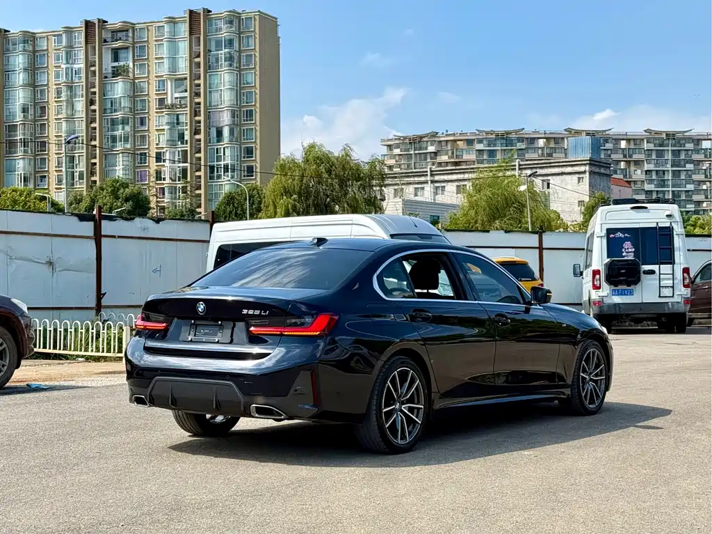 BMW 3 Series — миниатюра 4