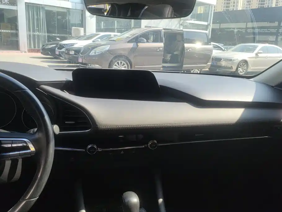 Mazda 3 Axela — миниатюра 11