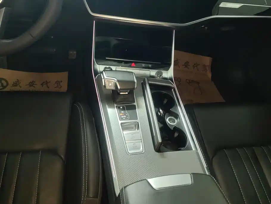 Audi A6L — миниатюра 16