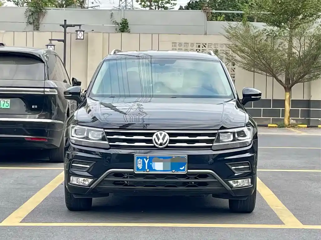 Volkswagen Tiguan L — миниатюра 2