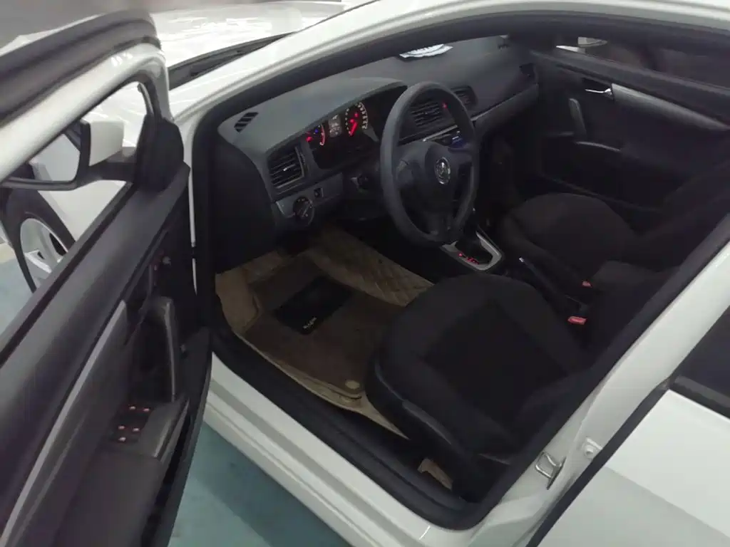 Volkswagen Lavida — миниатюра 16