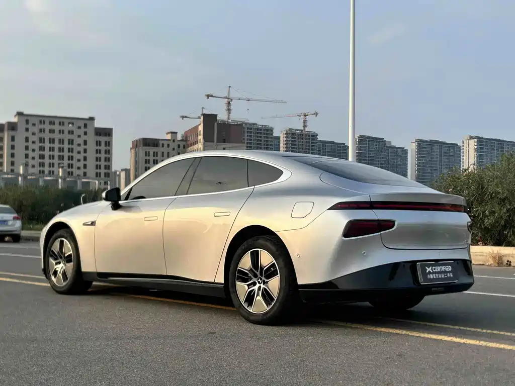 XPeng P7 — миниатюра 5