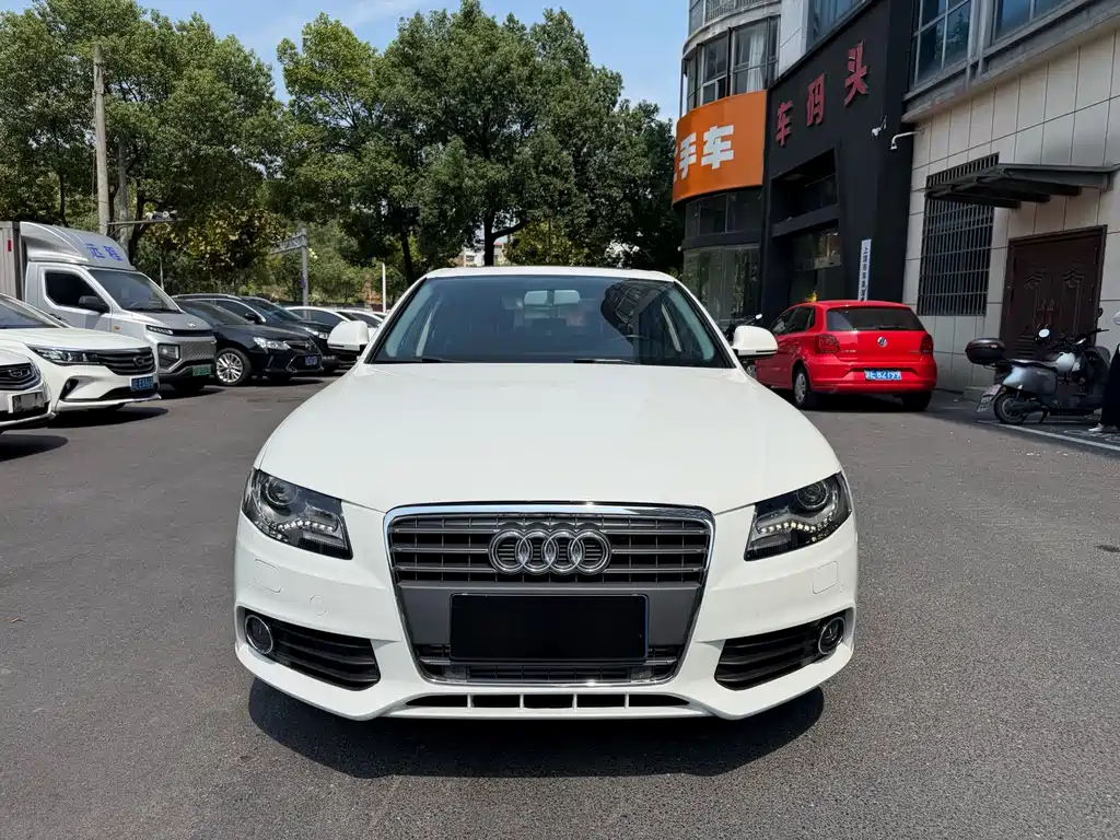 Audi A4L — миниатюра 2