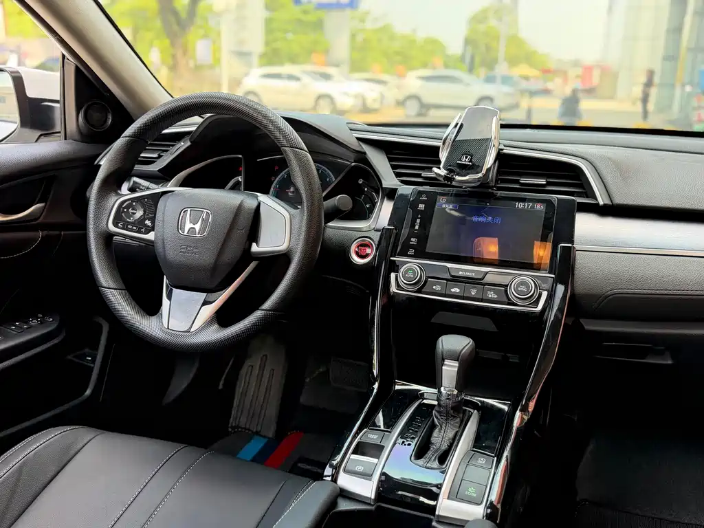 Honda Civic — миниатюра 15