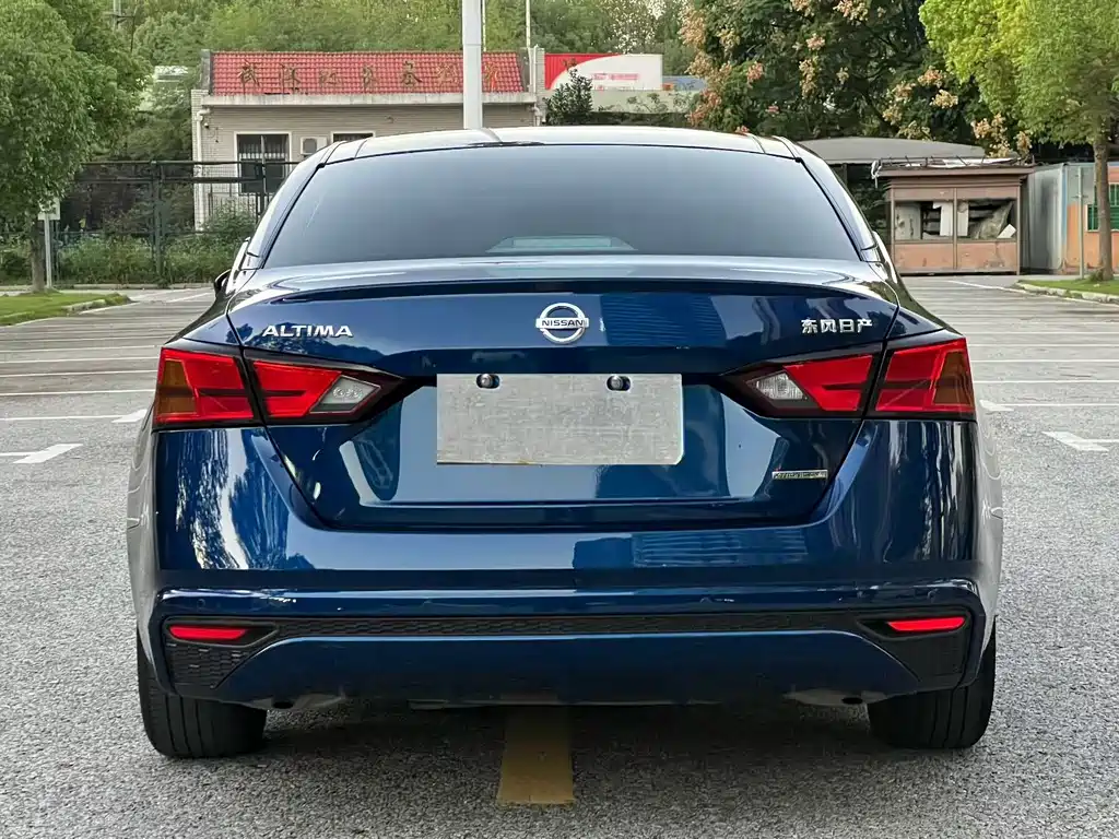 Nissan Teana — миниатюра 5