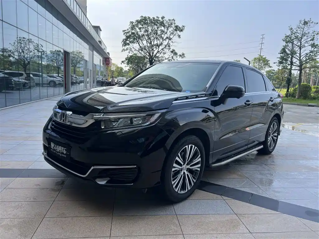 Купить Honda Avancier