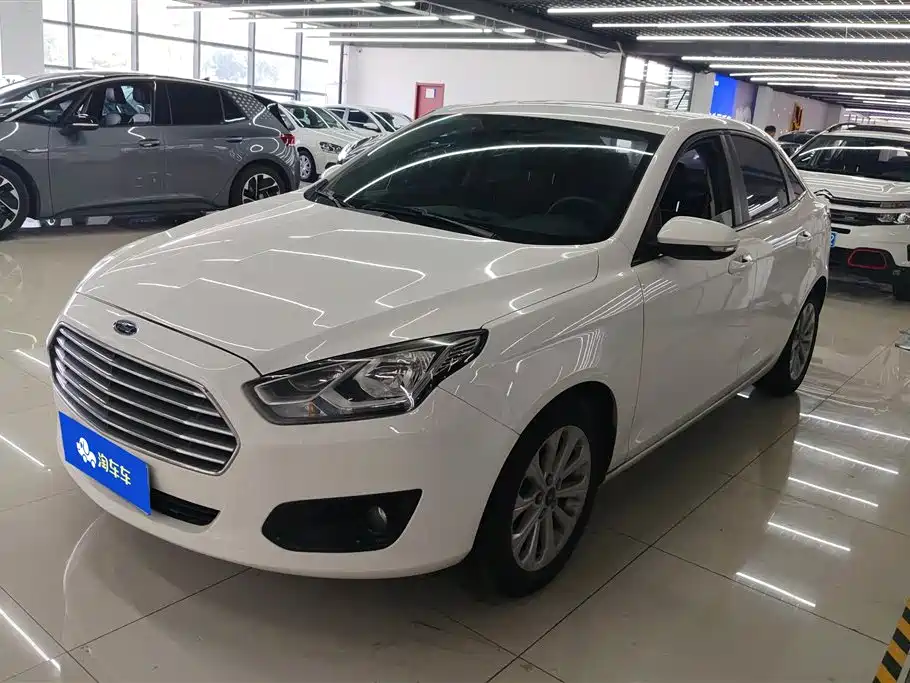 Купить Ford Escort