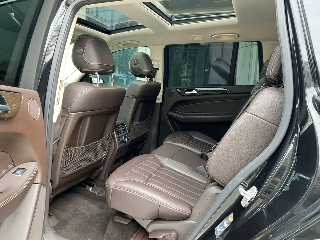 Mercedes-Benz GLS — миниатюра 6