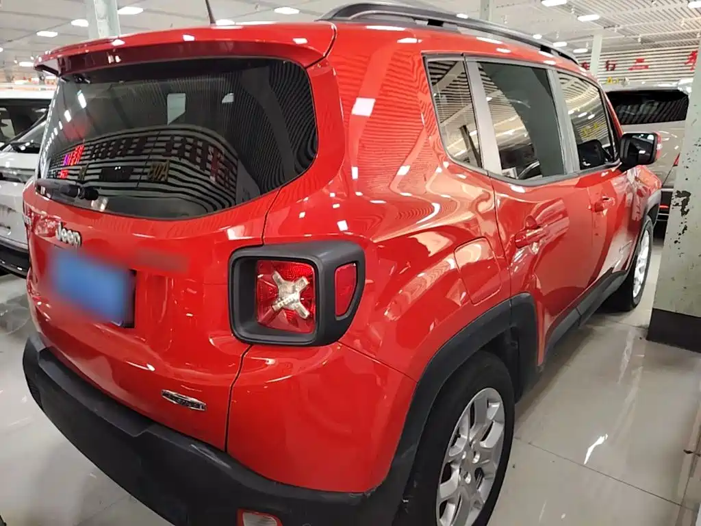 Jeep Renegade — миниатюра 7