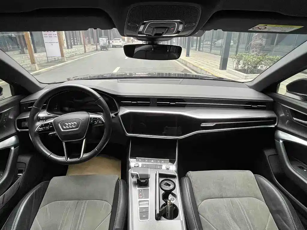 Audi A6L 2020 40 TFSI Luxury