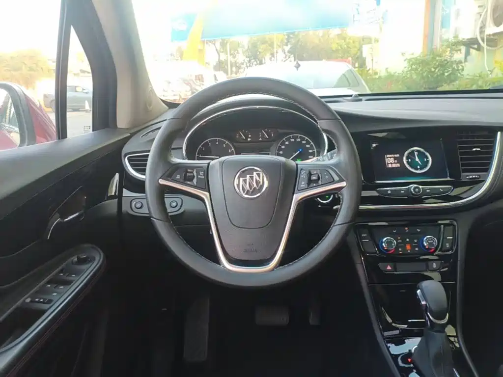 Buick Encore — миниатюра 11