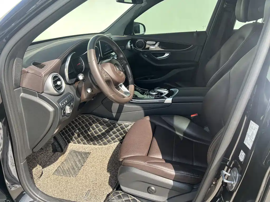 Mercedes-Benz GLC — миниатюра 4