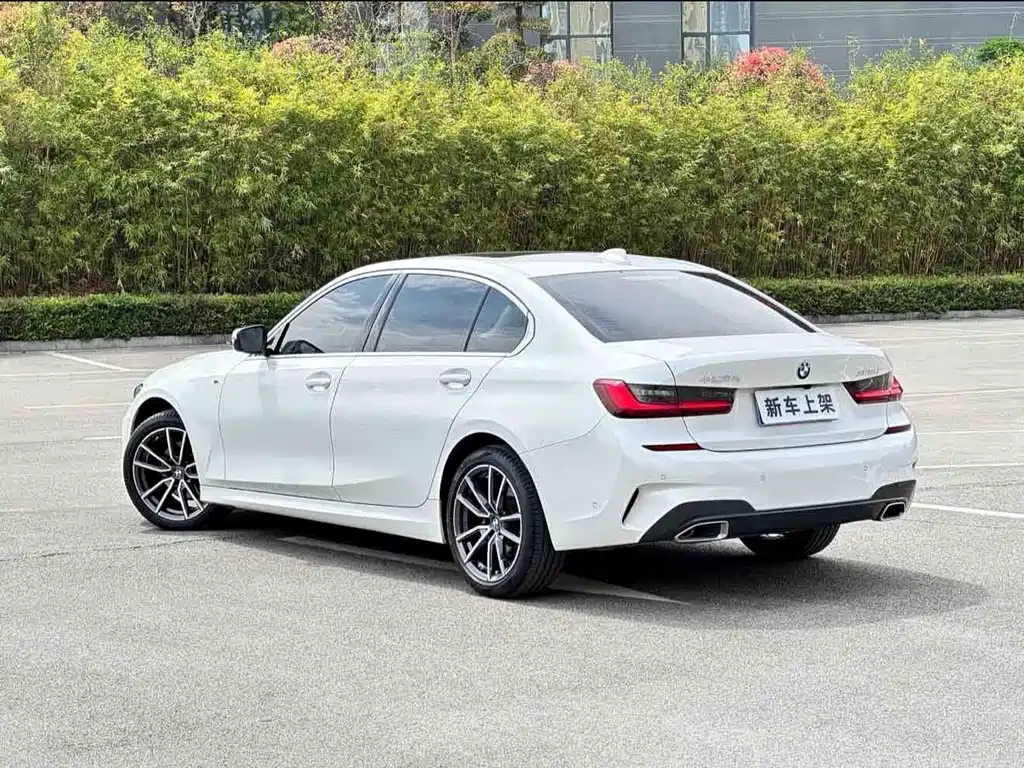 BMW 3 Series — миниатюра 8