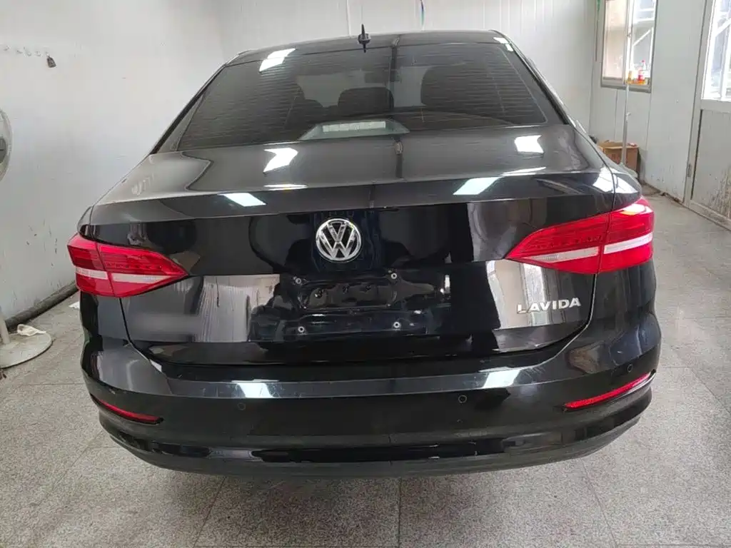 Volkswagen Lavida — миниатюра 6