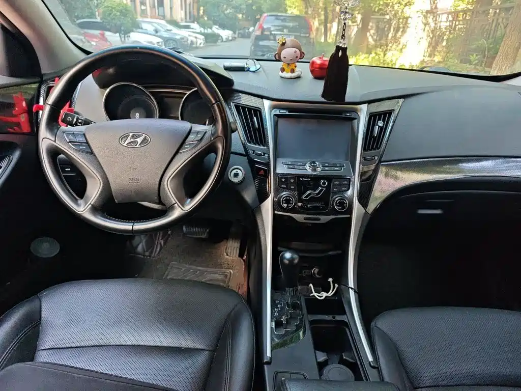 Hyundai Sonata — миниатюра 10