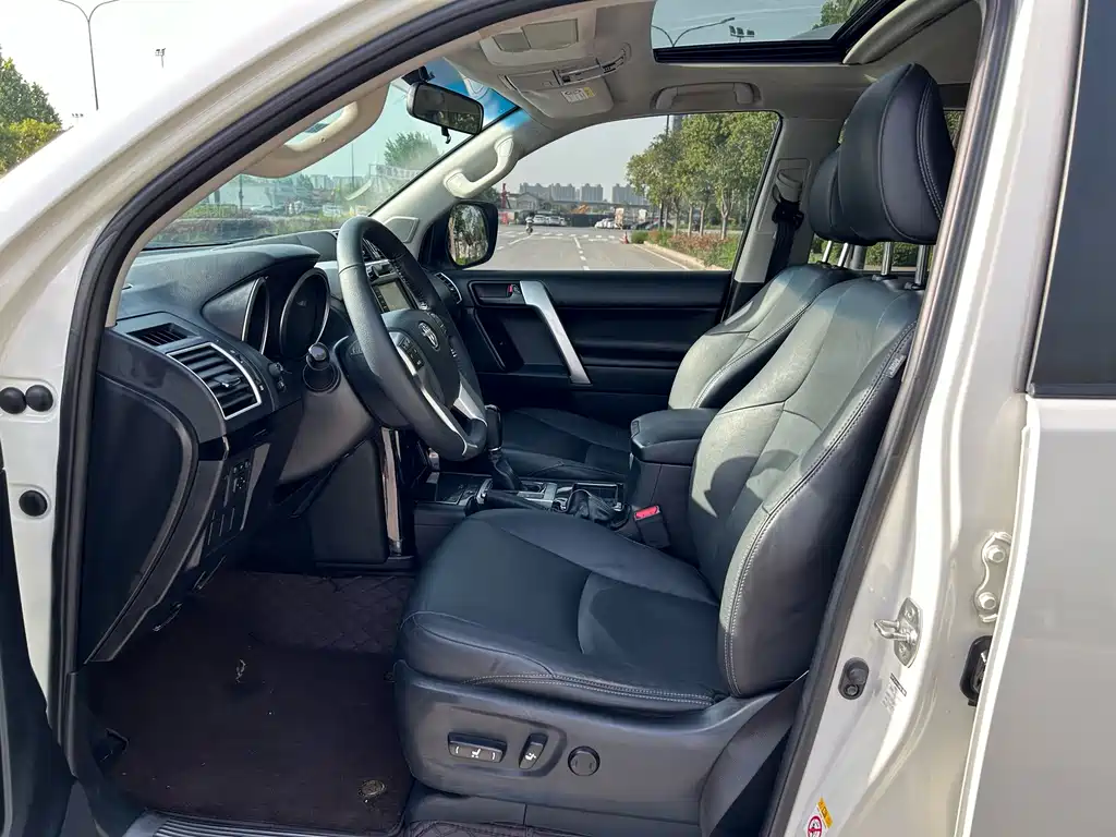 Toyota Prado — миниатюра 6