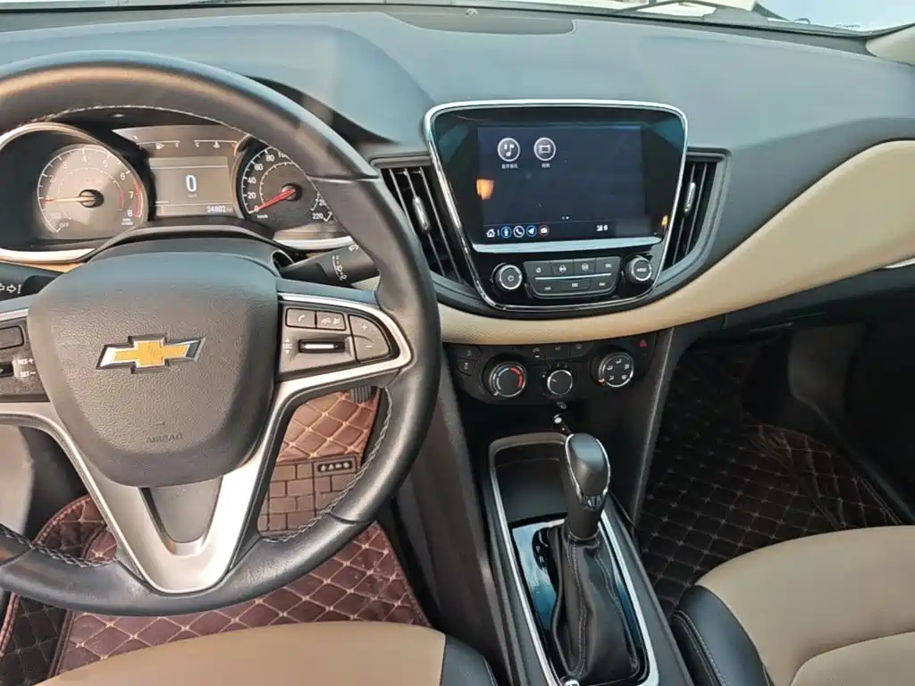 Chevrolet Monza — миниатюра 10