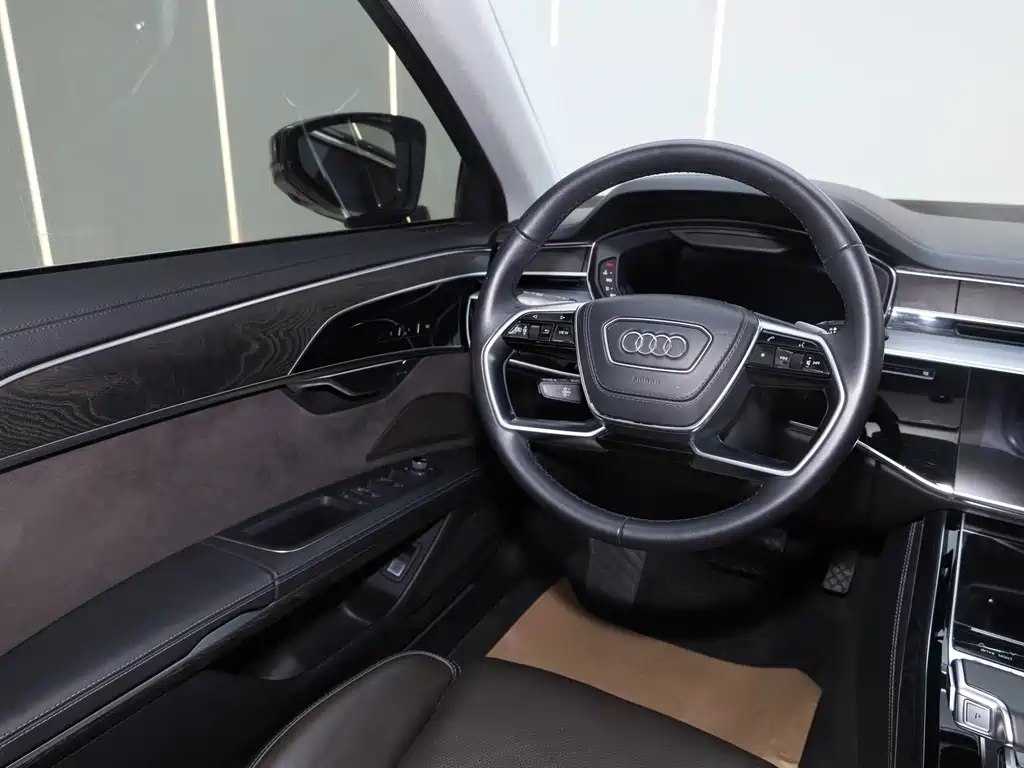 Audi A8 — миниатюра 18