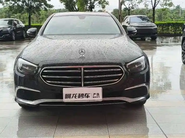 Mercedes-Benz E-Class — миниатюра 2