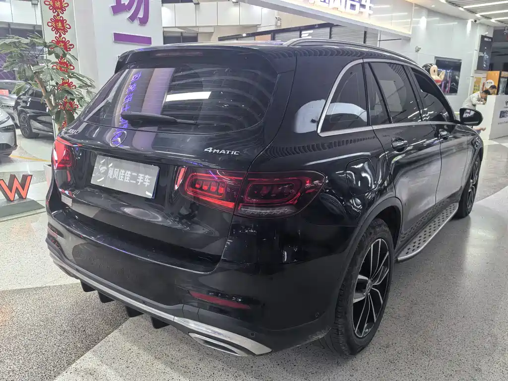 Mercedes-Benz GLC — миниатюра 8