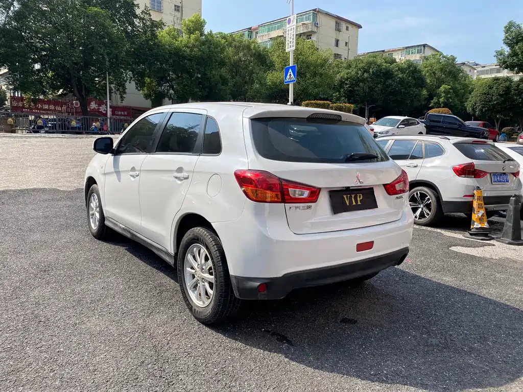 Mitsubishi ASX — миниатюра 7