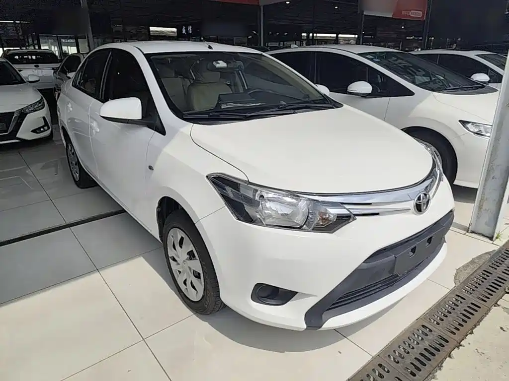 Toyota Vios — миниатюра 4