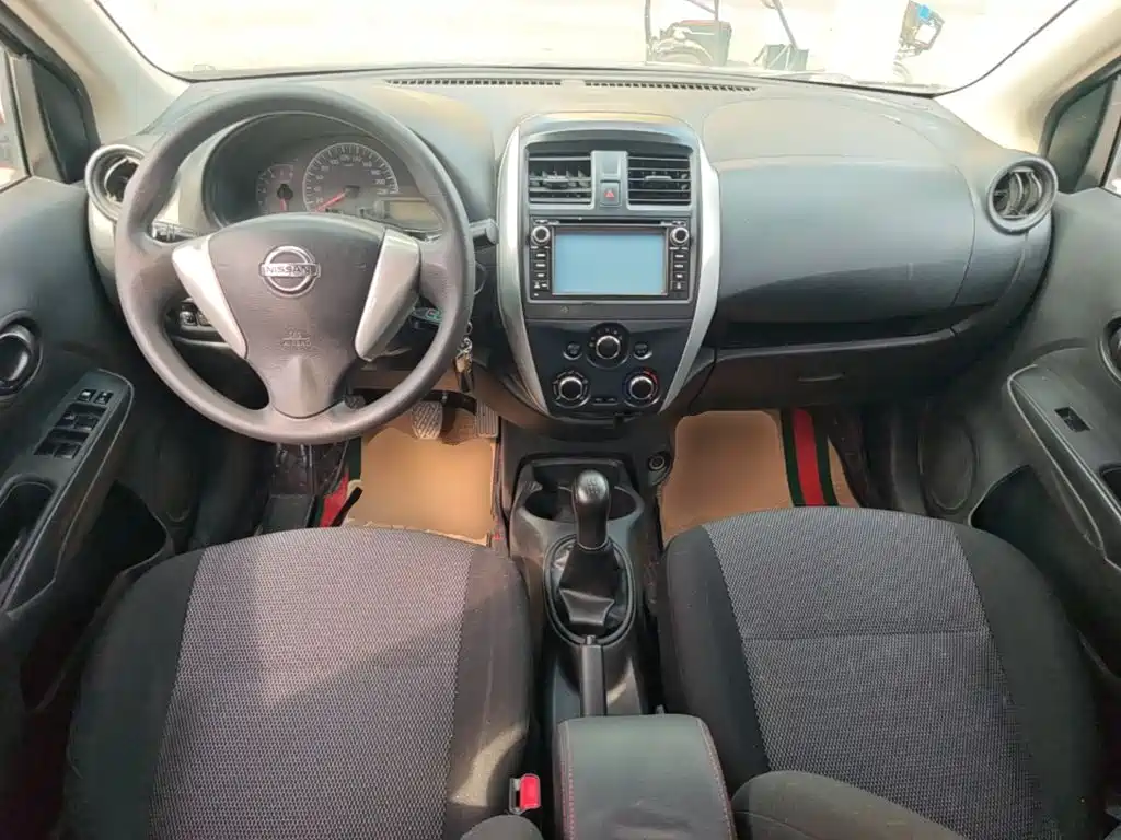 Nissan Sunny — миниатюра 10