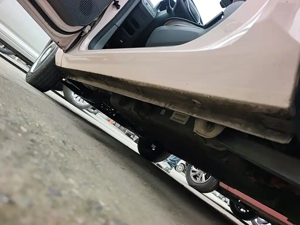 Wuling MINIEV — миниатюра 22
