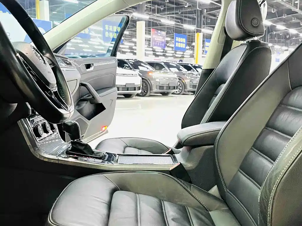 Volkswagen Passat — миниатюра 5
