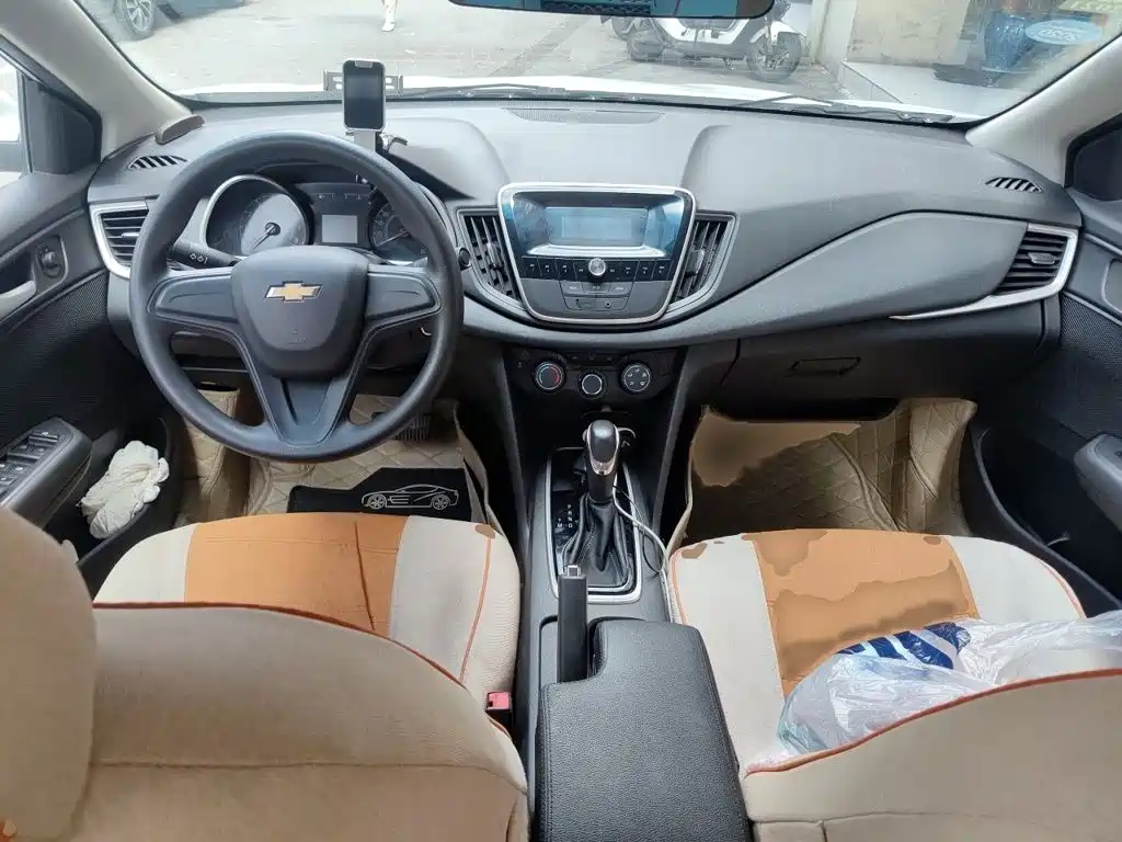 Chevrolet Cavalier — миниатюра 13