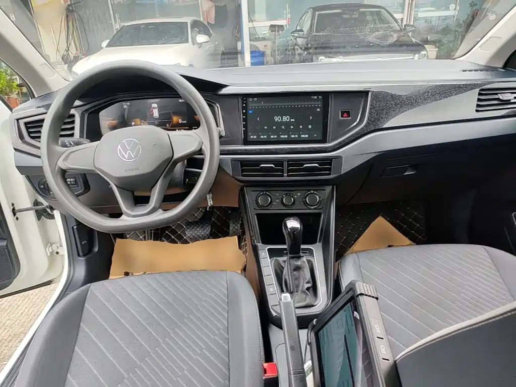 Volkswagen Lavida — миниатюра 10