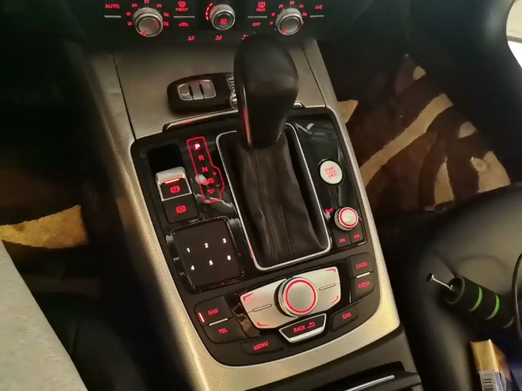 Audi A6L — миниатюра 14