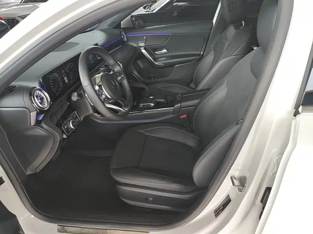 Mercedes-Benz A-Class — миниатюра 15