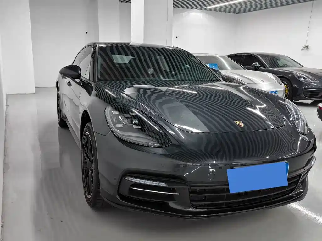 Porsche Panamera — миниатюра 3