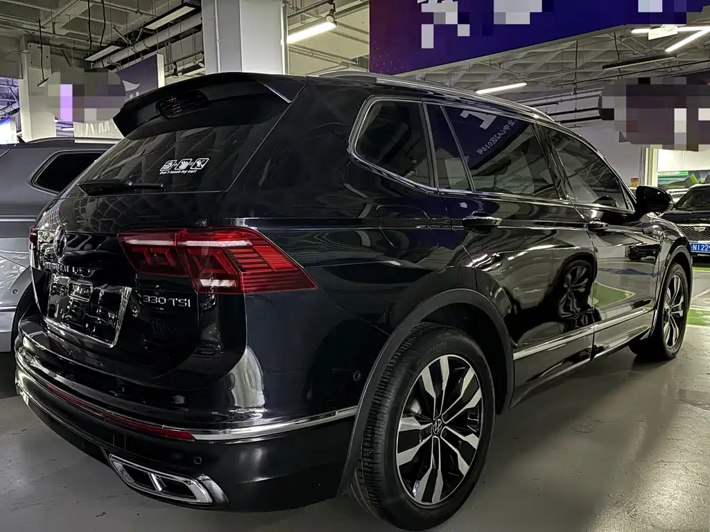 Volkswagen Tiguan L — миниатюра 12
