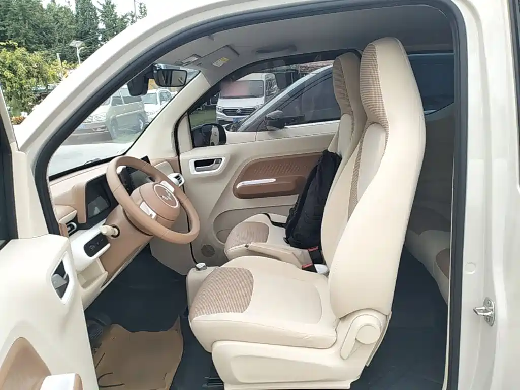 Wuling MINIEV — миниатюра 15