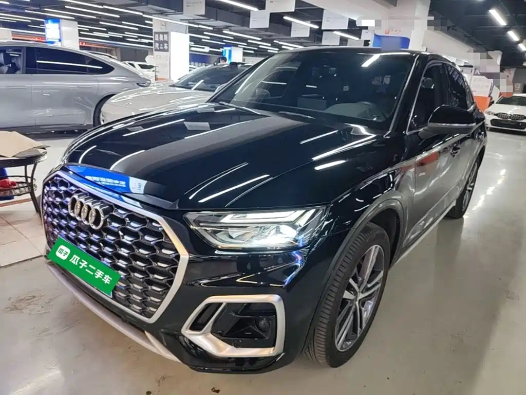 Audi Q5L Sportback — миниатюра 2