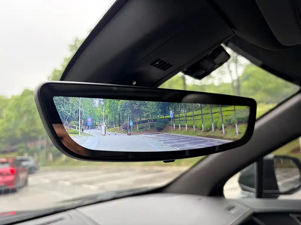 Cadillac XT5 — миниатюра 19