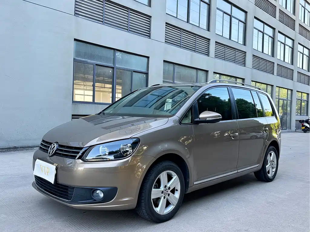 Volkswagen Touran 2016