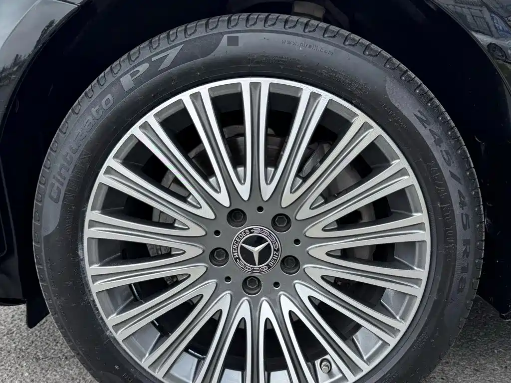 Mercedes-Benz E-Class E 2023 E 300 L Fashion