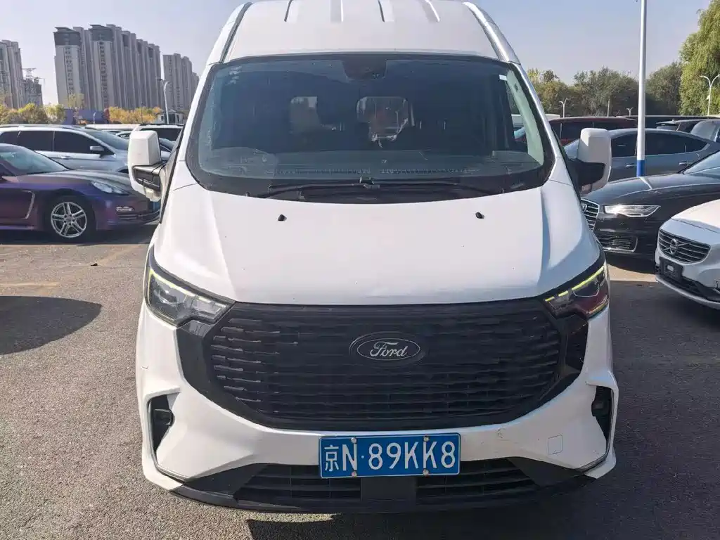 Ford Transit — миниатюра 3