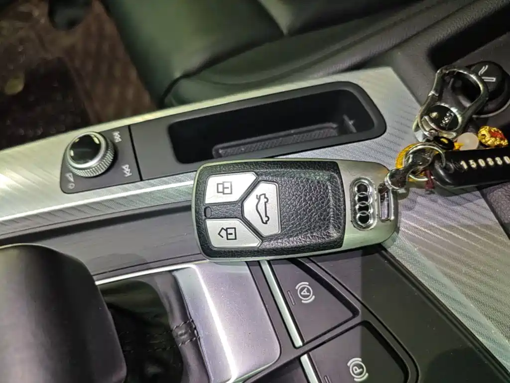 Audi A4L — миниатюра 9