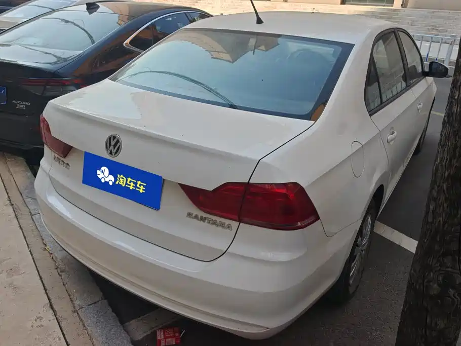 Volkswagen Santana — миниатюра 3